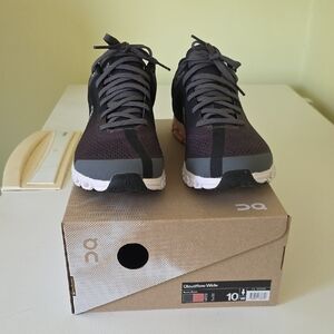 On Running Cloudflow Wide Women's Running Shoes - Charcoal Gray Size 10 Wide